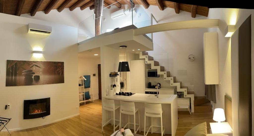 Meloluxuryhouse